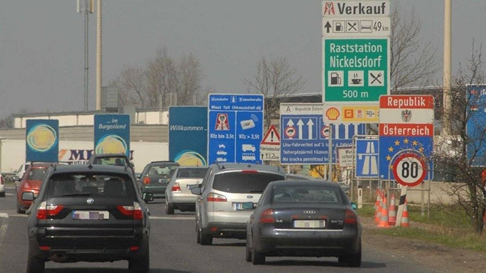 hegyeshalom határátkelő
