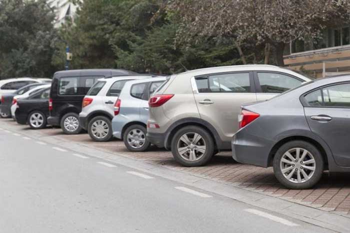 Parkoló autók Budapesten