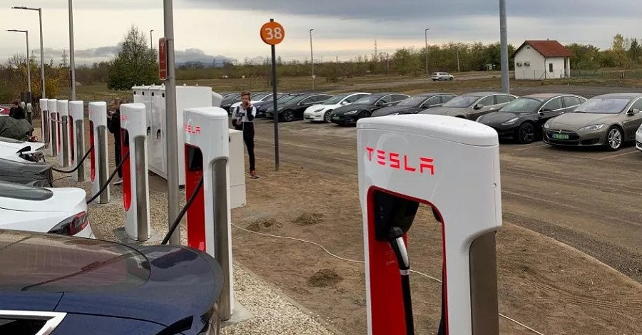 Tesla Supercharger